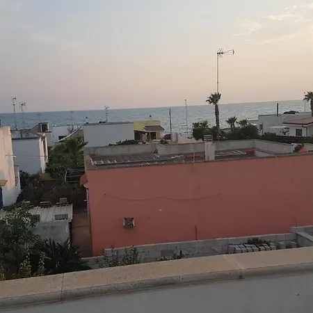Casa Fronte Mare فندق